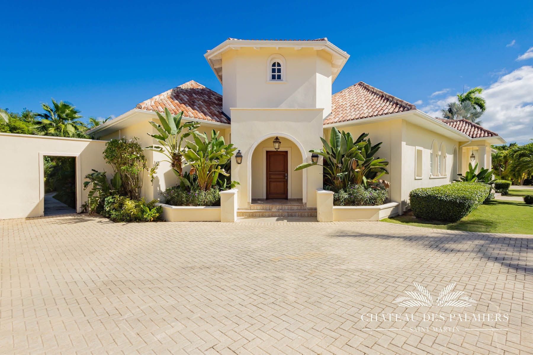 Le Chateau des Palmiers villa photo.